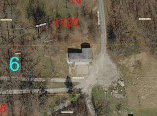 7645 Peacock Site Rd, New Athens, IL 62264