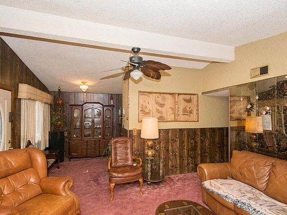 4th image of 2717 E 44th Pl N