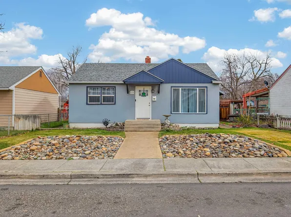 835 12th St, Clarkston, WA 99403