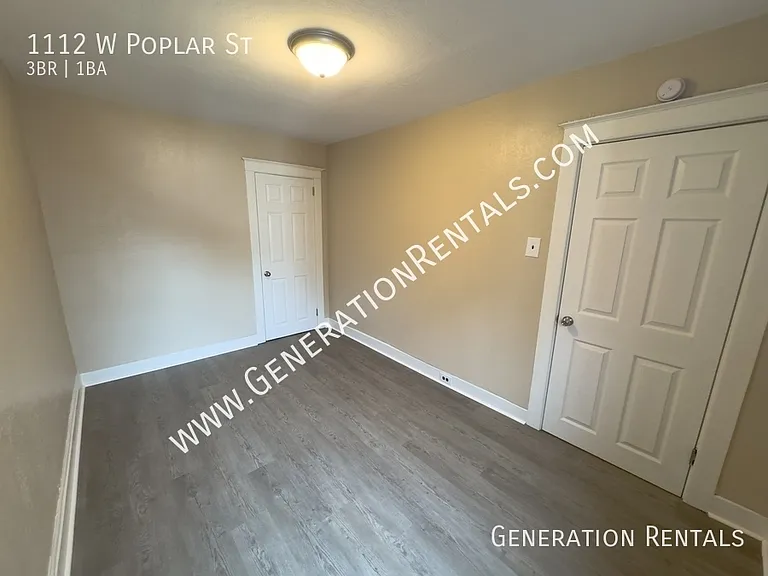 1112 W Poplar St — Photo 11