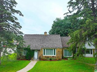 3805 Bushnell Ave, Sioux City, IA 51106