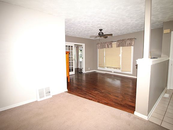 5th image of 1600 Stratford Ct