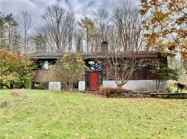 104 Sharman Dr, Norwich, NY 13815