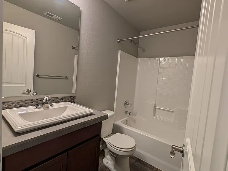3887 Portside Dr — Photo 39