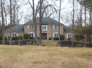 4 Tara Ct, Hardwick, NJ