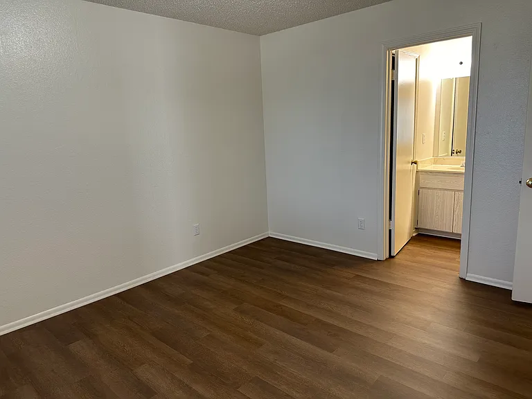 3200 N Corrine Dr #A — Photo 10