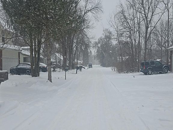 4th image of 35069 Quinton St