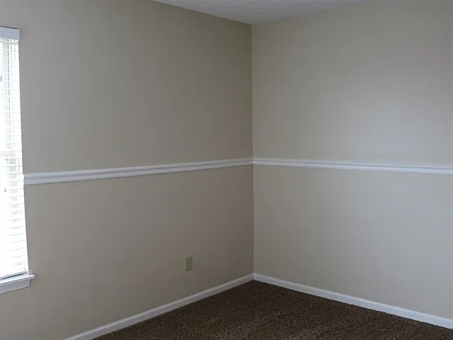 1053 Amherst Blvd — Photo 14