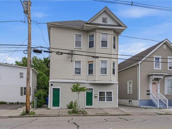 821-823 Potters Ave, Providence, RI 02907