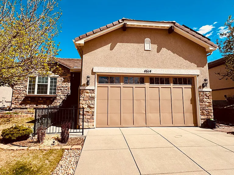 4614 Belford Cir — Photo 1