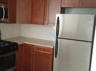 880 Grinnell St #2, Fall River, MA 02721