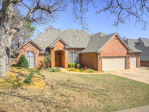 2nd image of 3317 Painted Desert Dr