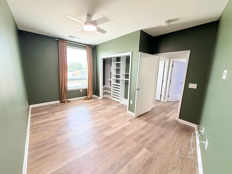 3101 E 10th St #301 — Photo 16