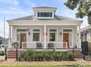 5202 Laurel St, New Orleans, LA 70115