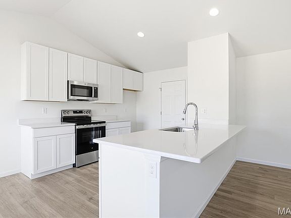 7th image of this home
