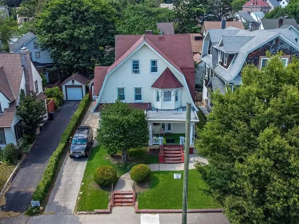 110-97 85th Avenue image 4 of 12