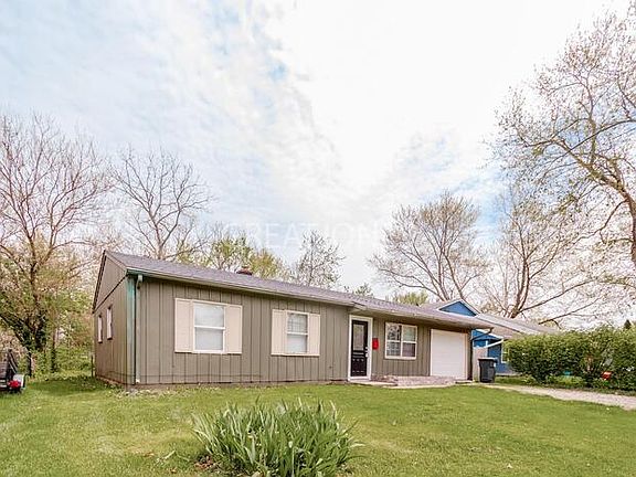 3rd image of 4065 Aspen Way