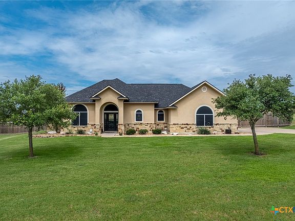4th image of 326 Creekwood Dr