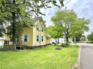 121 N 1st St, Tonica, IL 61370