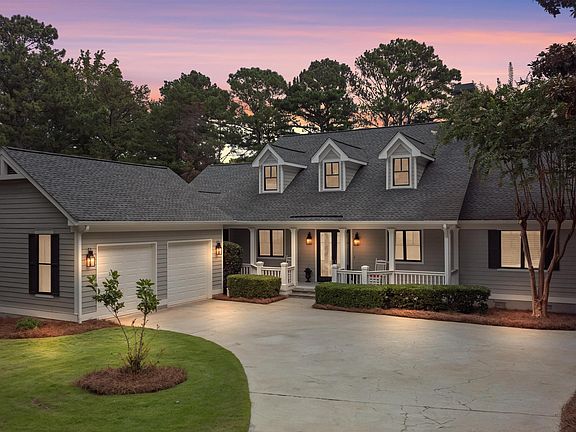 4th image of 100 Oakton N