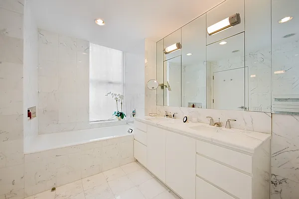 Rented by Town Residential | media 18