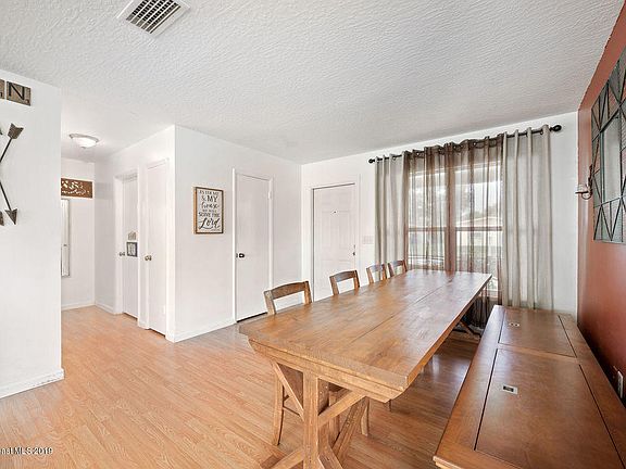 3rd image of 1343 Estridge Dr