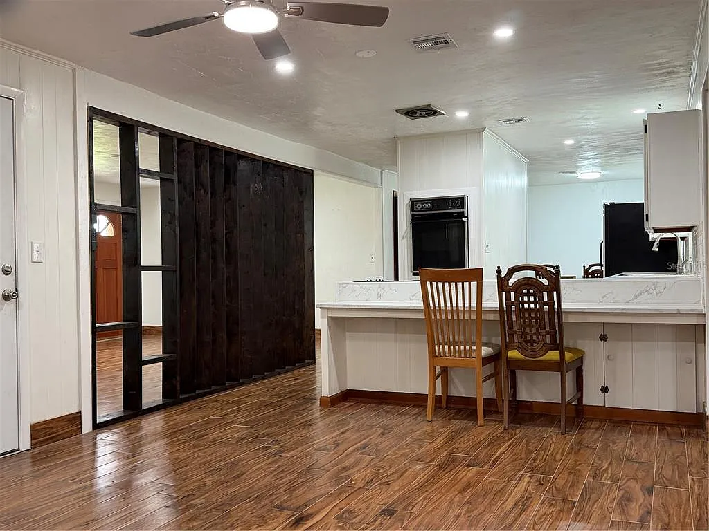 3 bed, 2.0 bath, 1644 sqft, $1,850 — Photo 4