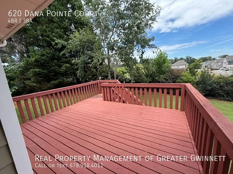 620 Dana Pointe Ct — Photo 2
