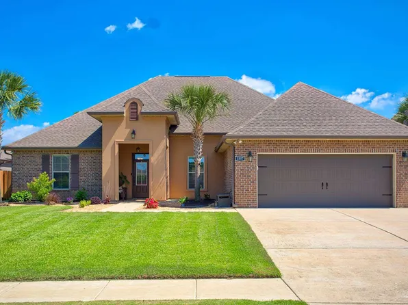 1507 Sabal Palm Dr, Gulf Breeze, FL 32563