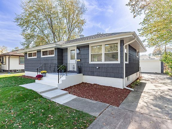 3rd image of 3418 Laverne Dr