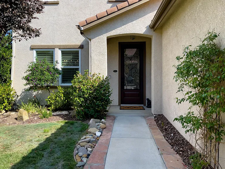30024 Medford Pl — Photo 5