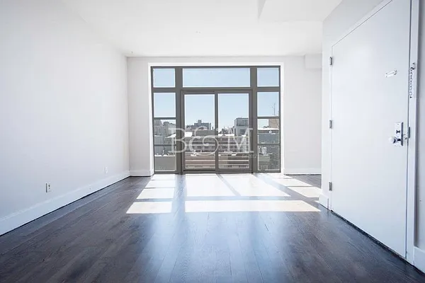 Sold by Brick&Mortar | media 10