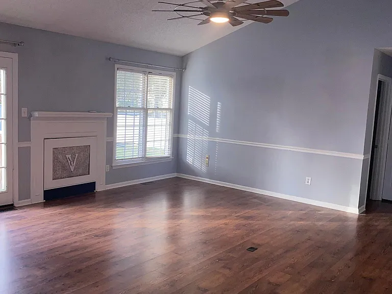 5305 Morton Rd — Photo 20