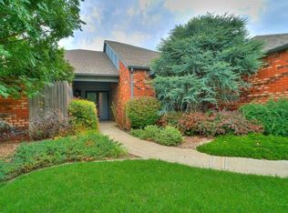 12 S Easy St, Edmond, OK 73012