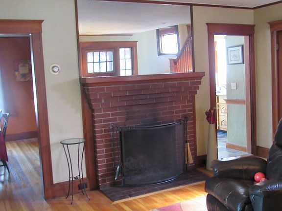 5th image of 75 Davis St