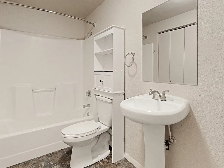 L15 Lofts — Photo 32