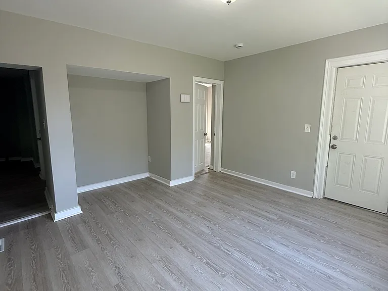 144 Clark St — Photo 8