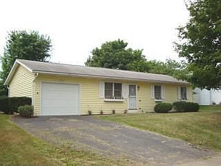 2nd image of 631 Huron Dr
