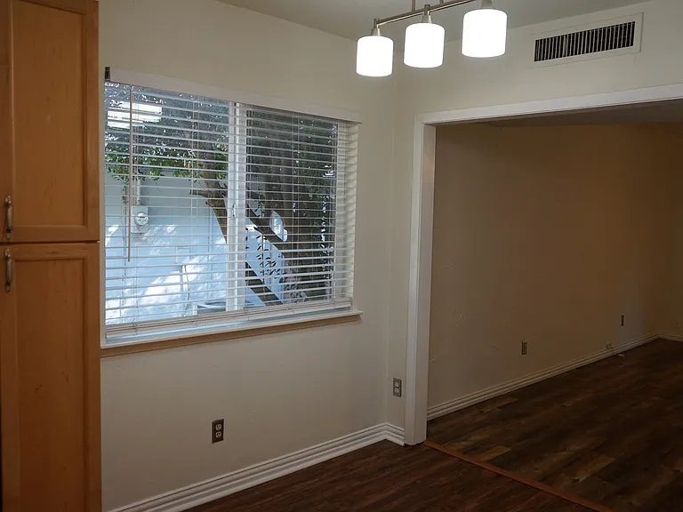open dining area goes into living area