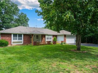 4936 Laramie Ln, Kansas City, MO 64129