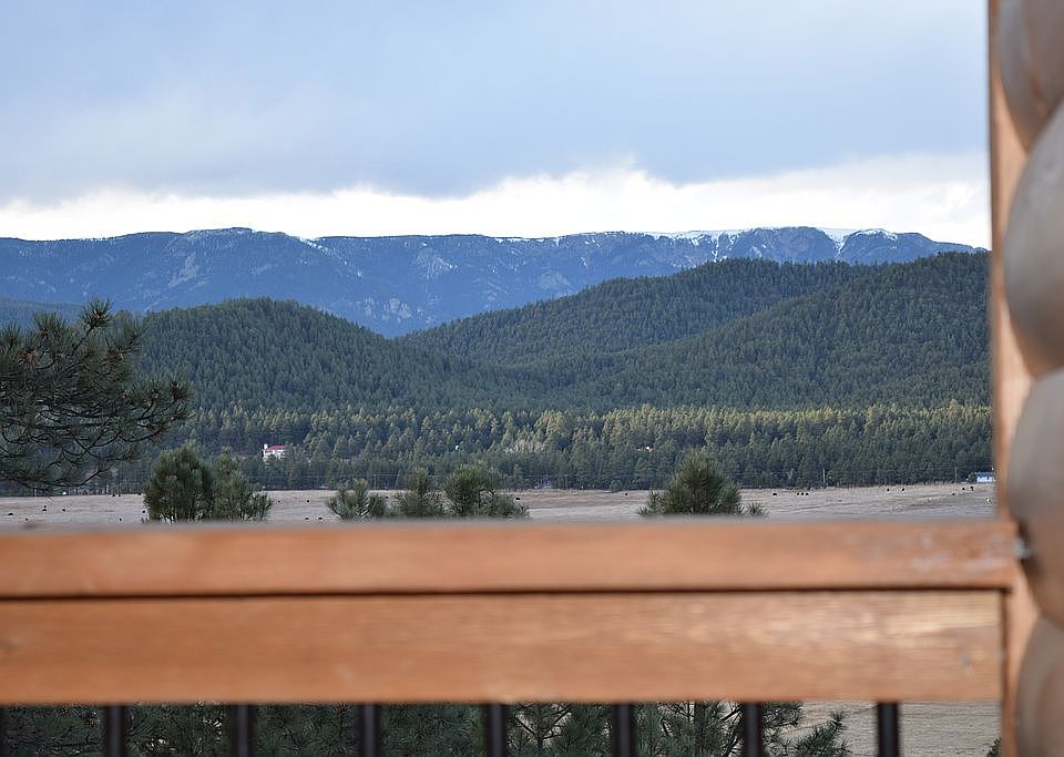 1st image of 250 Pino Dr