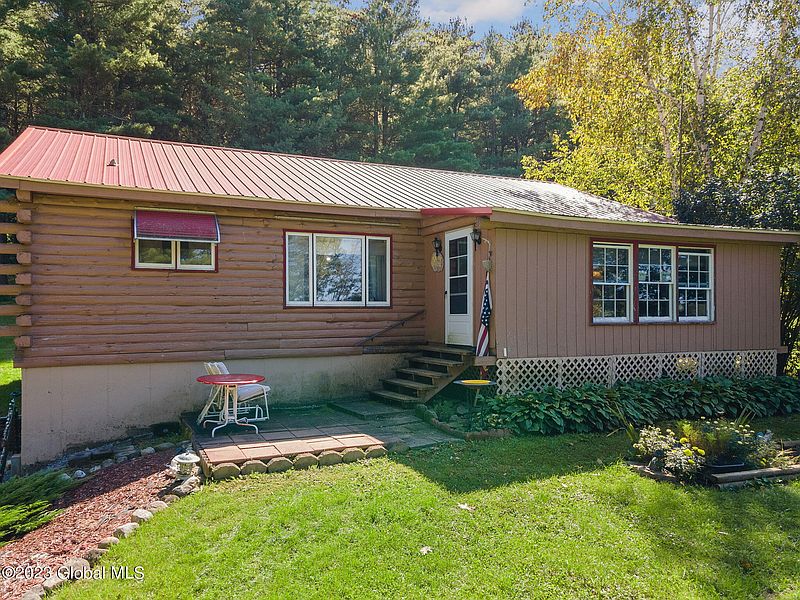 2nd image of 310 Barton Hill Road