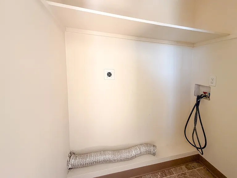 465 E Ellendale Ave #8 — Photo 8