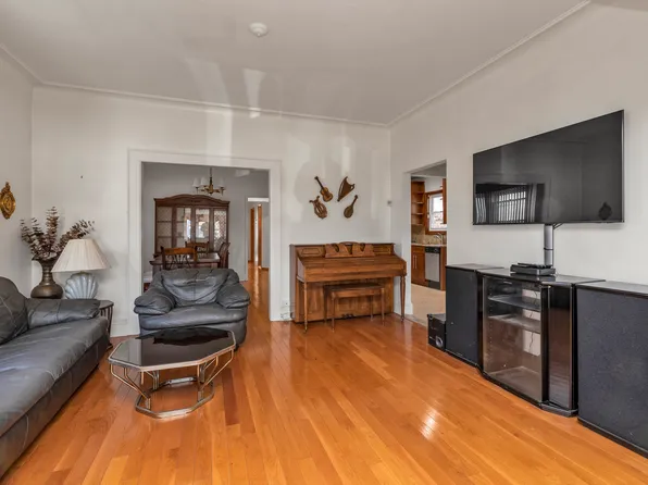 164-12 76th Avenue image 4 of 24