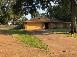 1909 Springridge Dr, Jackson, MS 39211