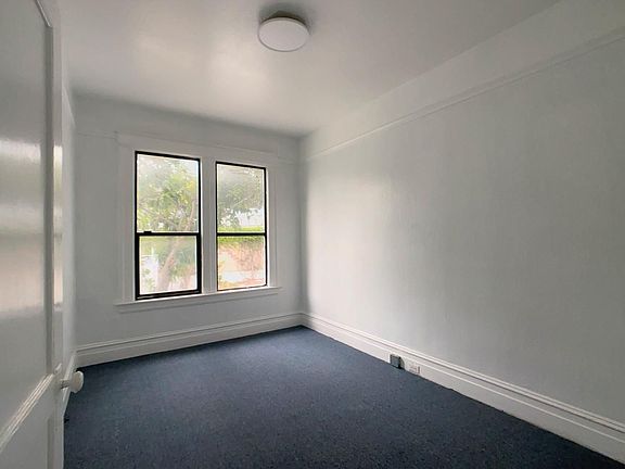 3rd image of 31 Stillman St APT D
