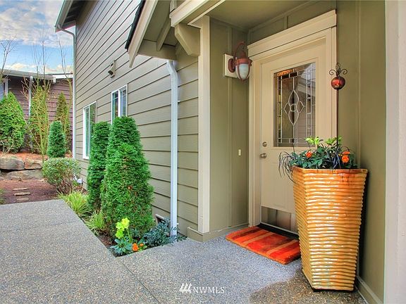 2nd image of 20411 26th Avenue W #M-1