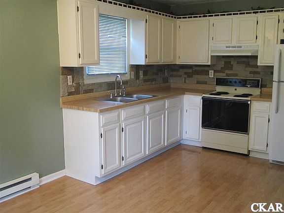 2nd image of 100 Durham St