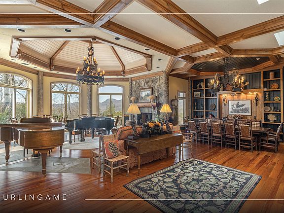 3rd image of 176 Round Top Mountain Crest Road