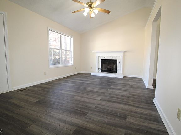2nd image of 44 Northridge Dr